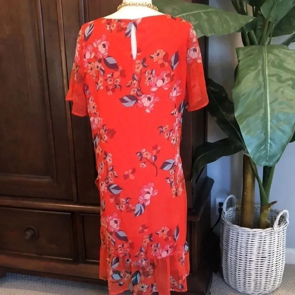 𝅺A. New. Day red flower dress size medium - Picture 6 of 12